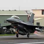 China continúa las maniobras militares alrededor de Taiwán, que denuncia un ataque simulado
