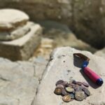Descubren un tesoro con miles de monedas romanas en unas termas de Italia (1)