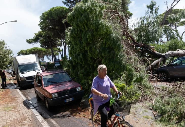 Dos muertos y casi una veintena de heridos en Italia por el mal tiempo