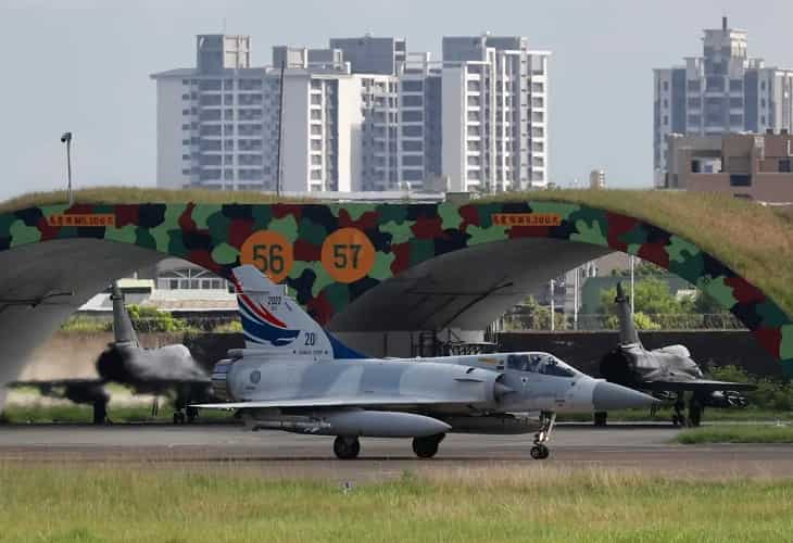 El Ejército chino patrullará “regularmente” las aguas en torno a Taiwán