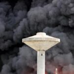 El grave incendio industrial de Cuba prosigue tras la gran explosión nocturna
