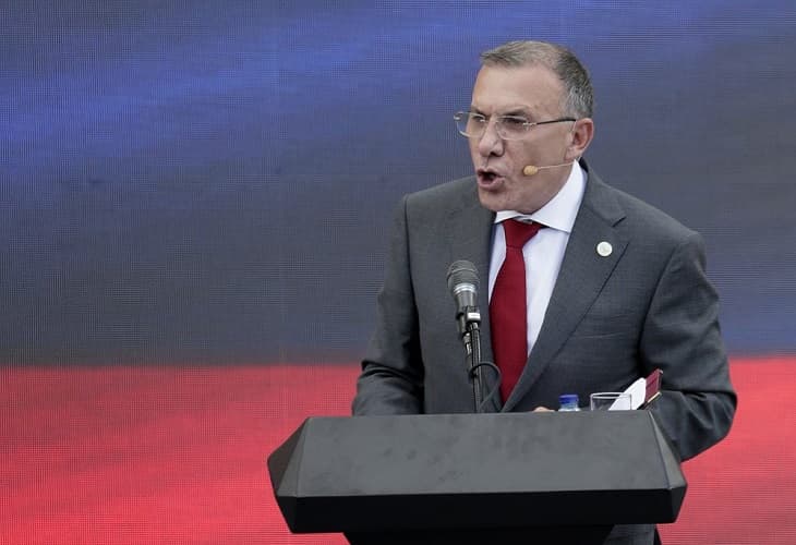 El presidente del Congreso Roy Barreras pide a la guerrilla del ELN dejar las armas