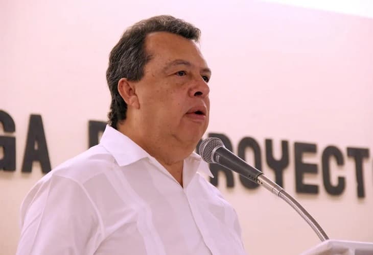 Exgobernador mexicano de Guerrero niega participación en el caso Ayotzinapa