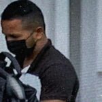 Se entrega patrullero que conducía camioneta donde mataron a jóvenes de Chochó