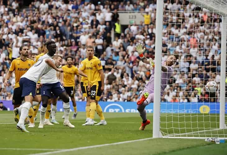 Kane rompe marca de Agüero y mete al Tottenham en el club de los 1.000 goles