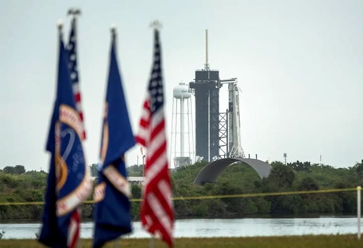 La quinta misión tripulada de SpaceX a la EEI se mantiene “por buen camino” (1)