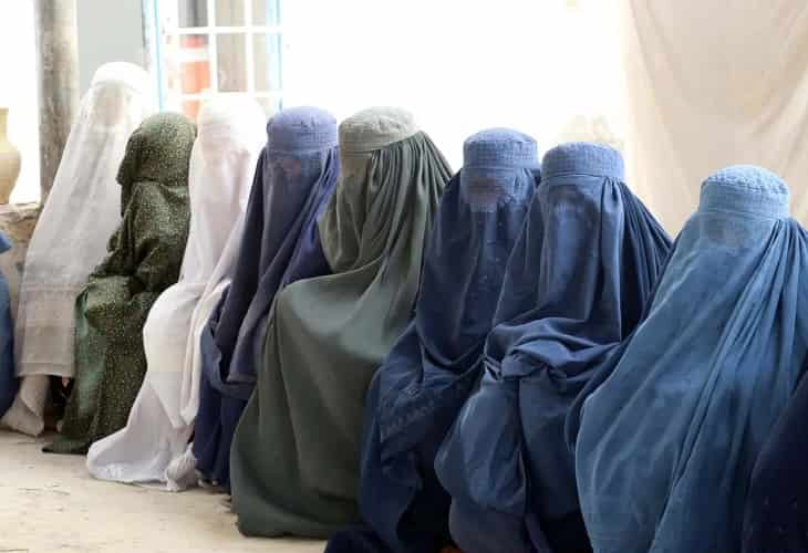 Las mujeres, el principal objetivo del ataque talibán a los derechos humanos