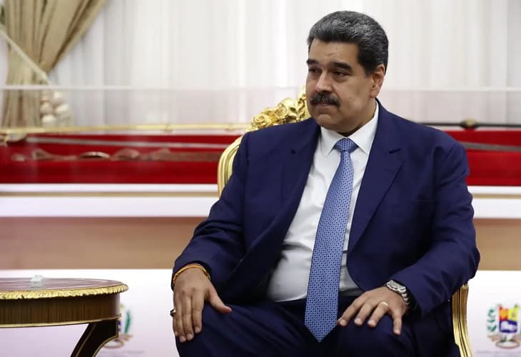 Maduro cree que EE.UU. pretende robarse el avión venezolano retenido en Argentina (1)