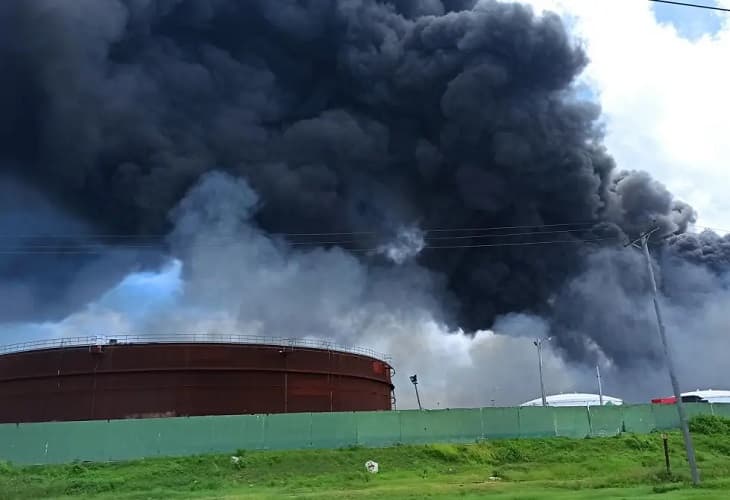 México envía 85 militares para mitigar incendio en Matanzas, Cuba