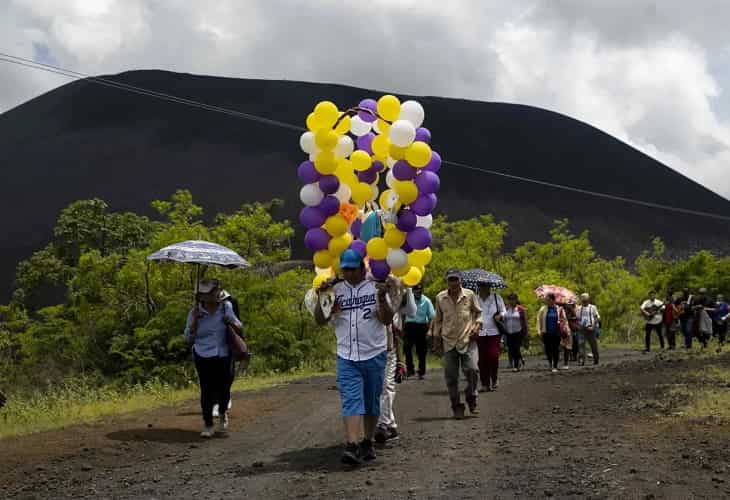 Nicaragua recuerda la plegaria que “detuvo” una erupción volcánica en 1947