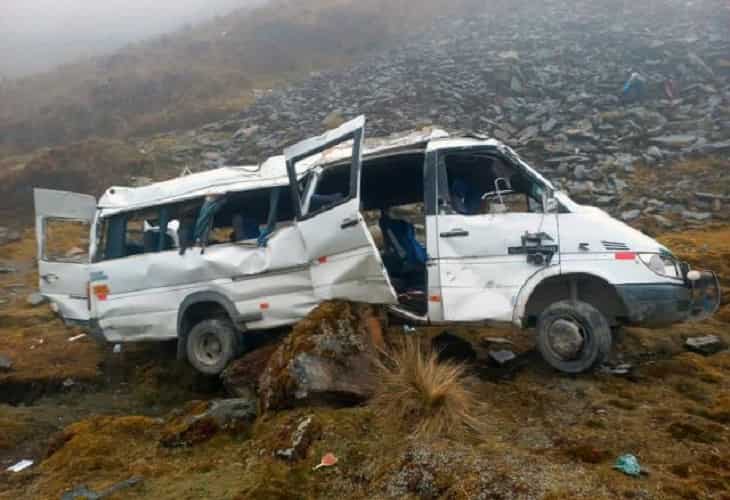 Perú confirma la muerte de tres turistas colombianos en accidente en Cuzco