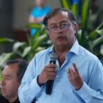 Petro invita al “desarme generalizado” a los grupos armados en Colombia