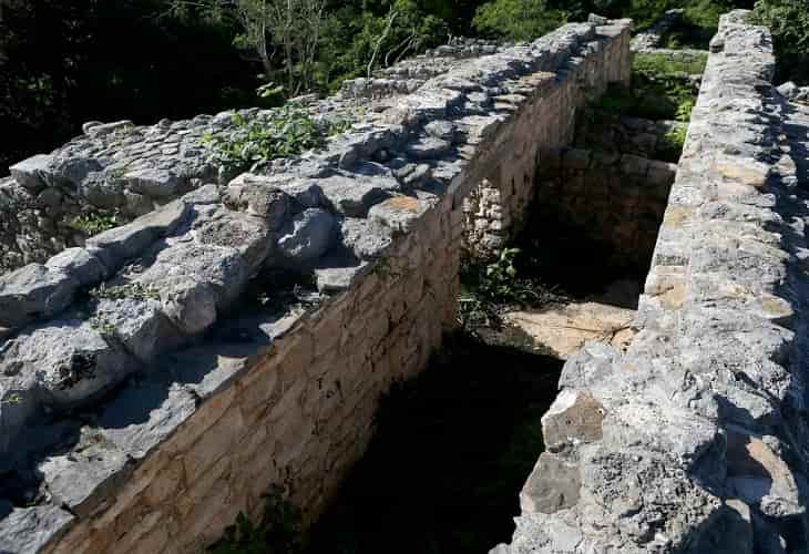 Revelan más datos de una tumba maya descubierta en el sureste mexicano
