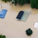 Vuelven las lluvias a Kentucky y las inundaciones dejan ya 30 muertos (1)