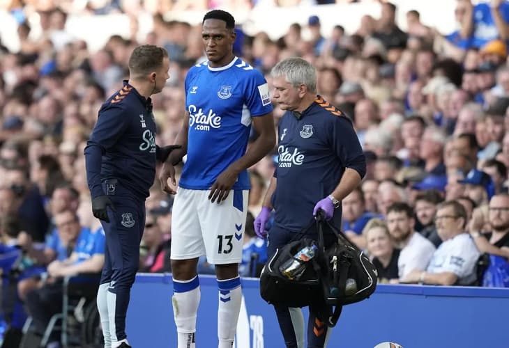 Yerry Mina tiene “una lesión de tobillo” y podría estar “fuera un tiempo”