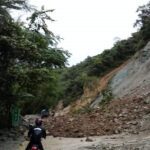 Reportan cierre en la vía entre Santa Fe de Antioquia y Bolombolo