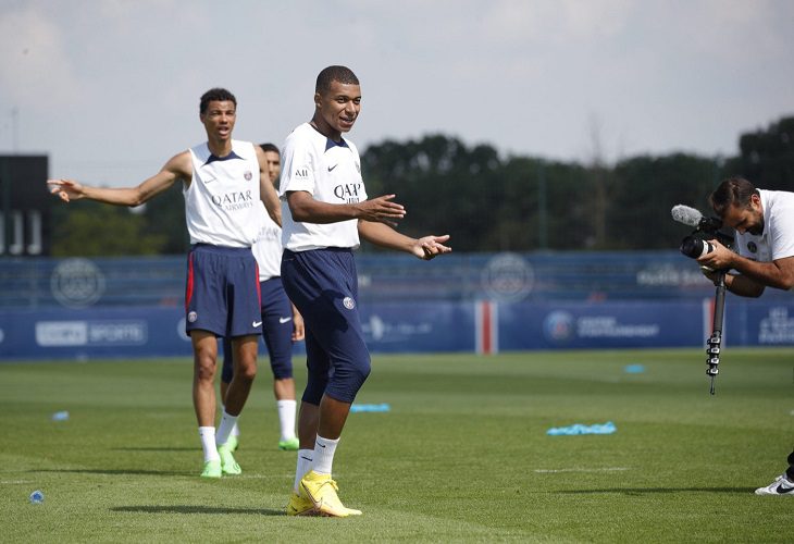 Mbappé habría pedido salida de jugadores argentinos del PSG