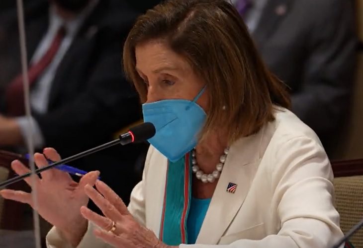 Nancy Pelosi abandona Taiwán y continúa su polémica gira por Asia