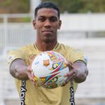 ¿Por qué Orlando Berrío jugará en Águilas y no en Nacional?