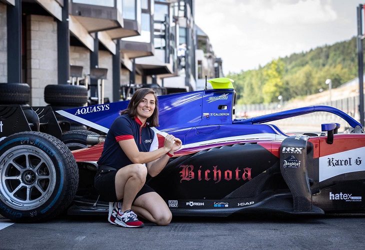 Karol G patrocina a Tatiana Calderón para que pueda competir en F2