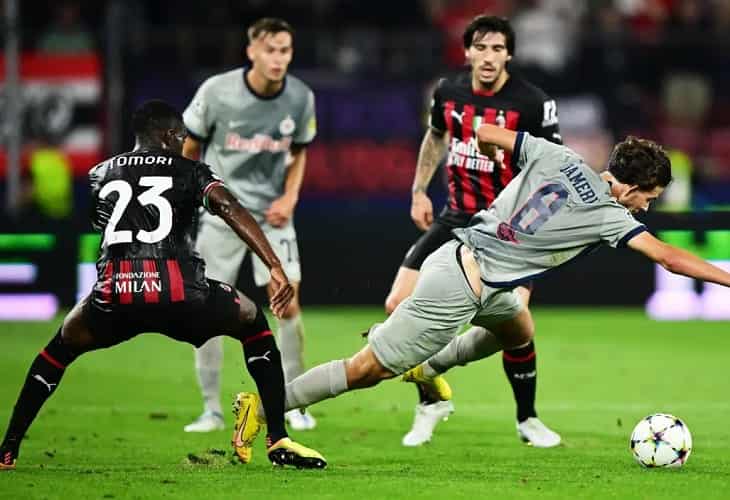 1-1. El Milán salva los muebles ante un Salzburgo valiente