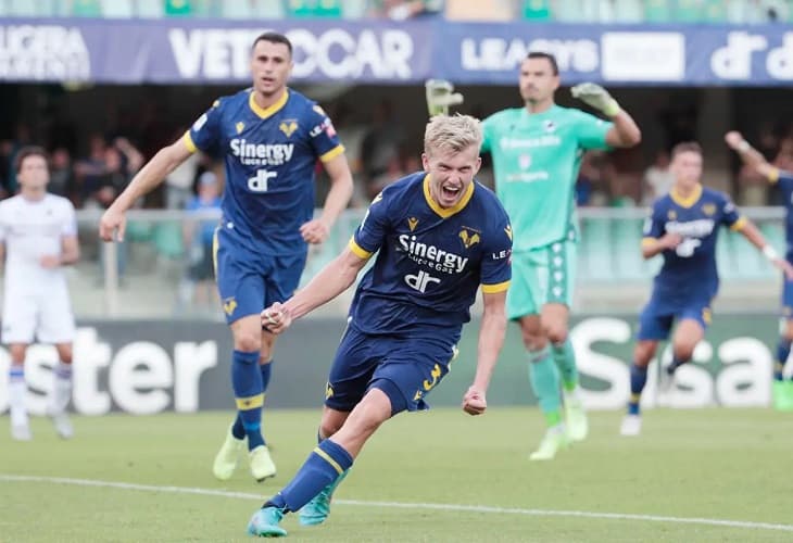 2-1. El Verona remonta y consigue su primera victoria de la temporada