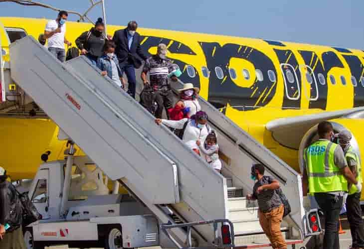 Accionistas de Spirit Airlines votarán el 19 de octubre sobre la oferta de Jetblue