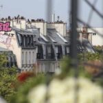 Adiós a sus tejados de zinc - Así se prepara París para vivir a 50 grados