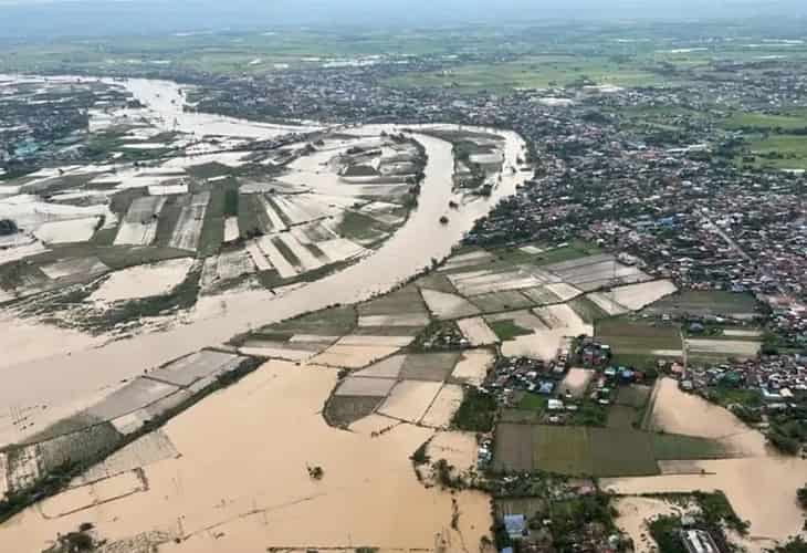 Al menos 5 muertos por el supertifón Noru en Filipinas