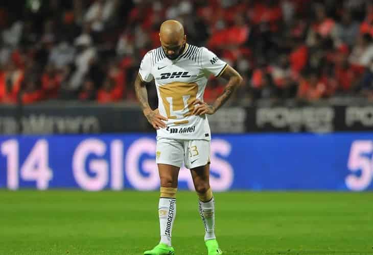 Alves se lesiona rodilla derecha, pero asegura que estará listo para Mundial