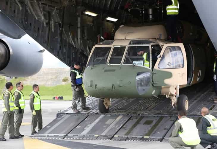 Colombia recibe de EE.UU. tres helicópteros para protección del medioambiente