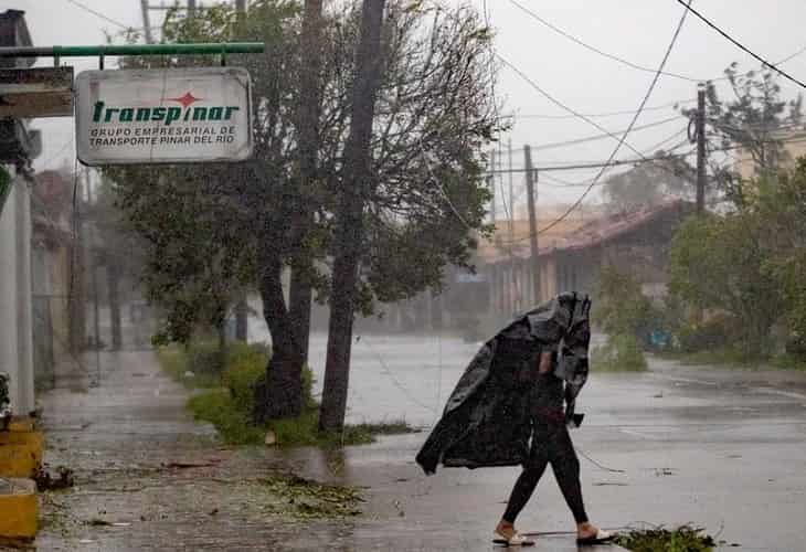 Cuba se queda sin electricidad por una avería relacionada con el huracán Ian