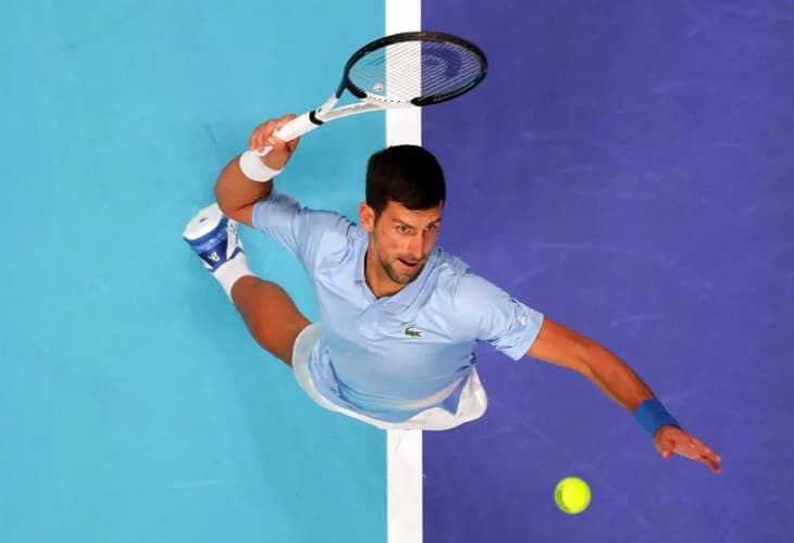 Djokovic no falla en su regreso a circuito y se impone con claridad a Andújar