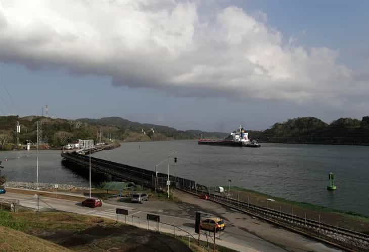 El Canal de Panamá proyecta un alza en sus ingresos del 10,3% en 2023