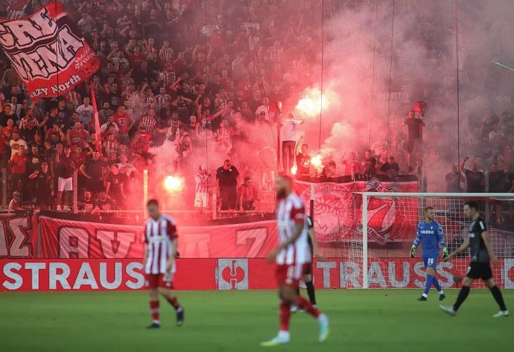 El Friburgo agudiza el bache del Olympiacos (0-3)