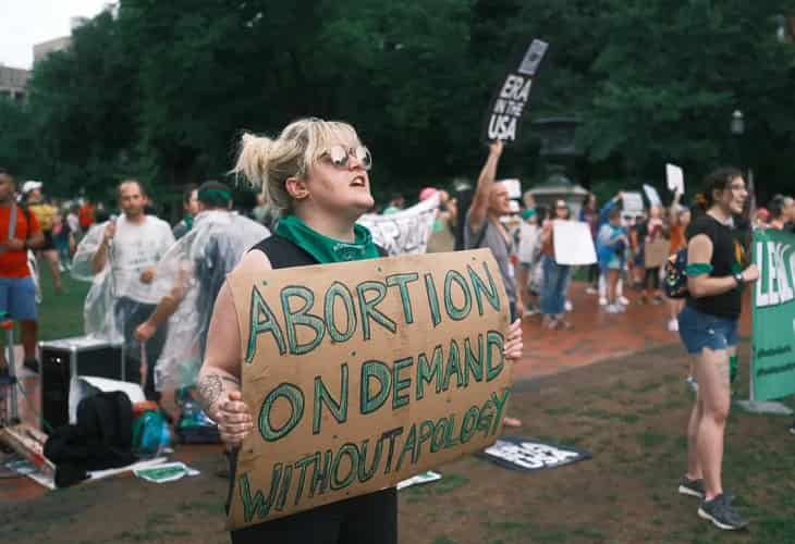 El estado de Virginia Occidental prohíbe por ley casi todos los abortos