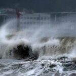 El tifón Nanmadol deja precipitaciones récord y estragos en el sur de Japón