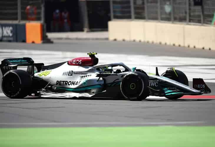 Hamilton por delante de Verstappen en el primer libre de Marina Bay