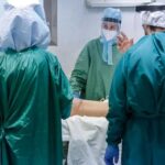 La covid-19 aumenta el riesgo de problemas cerebrales a largo plazo