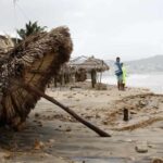 La tormenta Javier se forma cerca de las costas del Pacífico de México