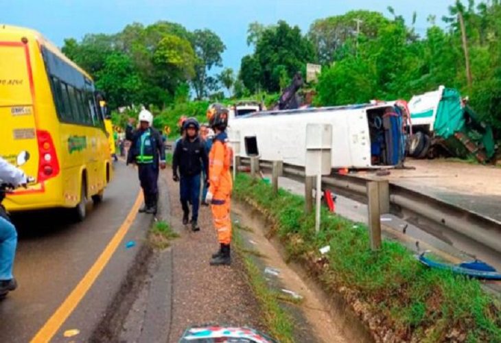 Brutal choque deja 3 muertos en la Troncal de Occidente, entre Cartagena y Turbaco