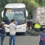 Motociclista muere en accidente con bus, en la Troncal del Café