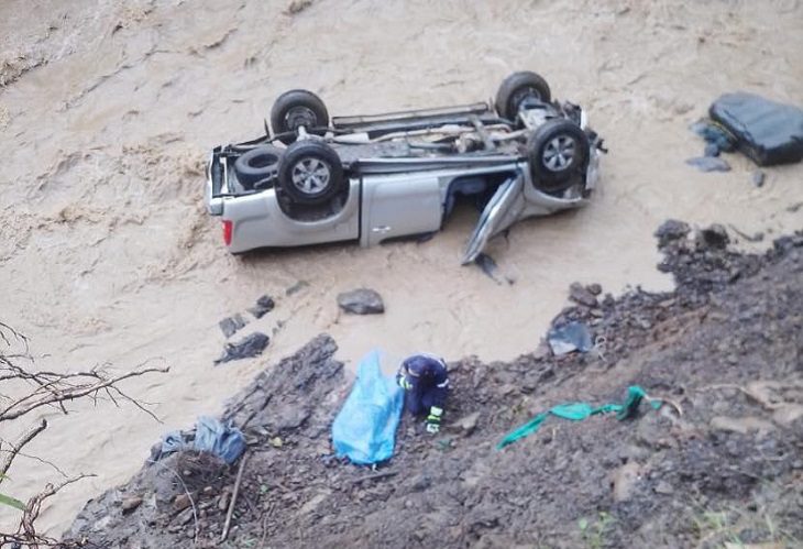 Una mujer perdió la vida en accidente de auto en vía Cañasgordas- Uramita