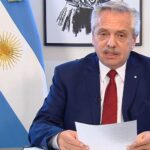 Presidente argentino confirma que arma que apuntó a Kirchner tenía 5 balas