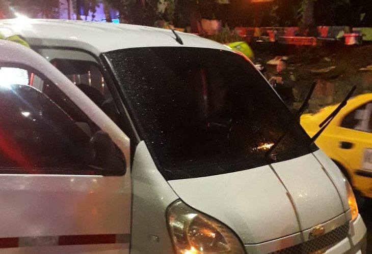 Asesinan al conductor de una van cerca del Hotel Intercontinental de Cali