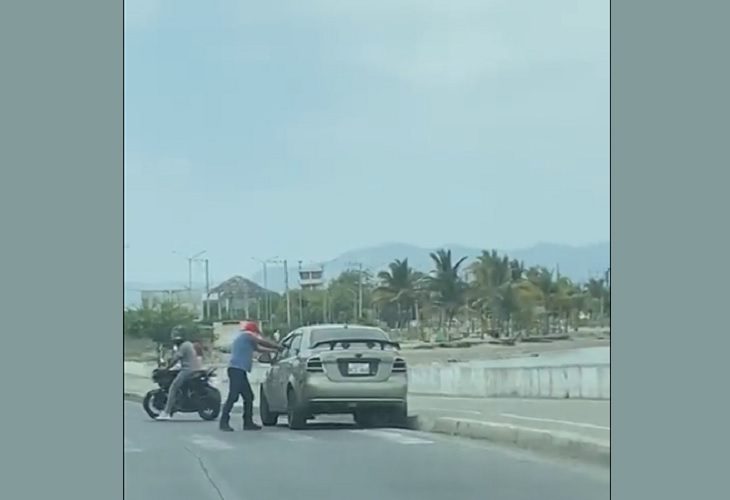 Sicarios matan a pareja que iba en su auto por malecón de San Vicente