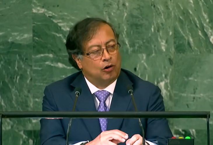 Gustavo Petro dice que tiene problemas de tos hace décadas