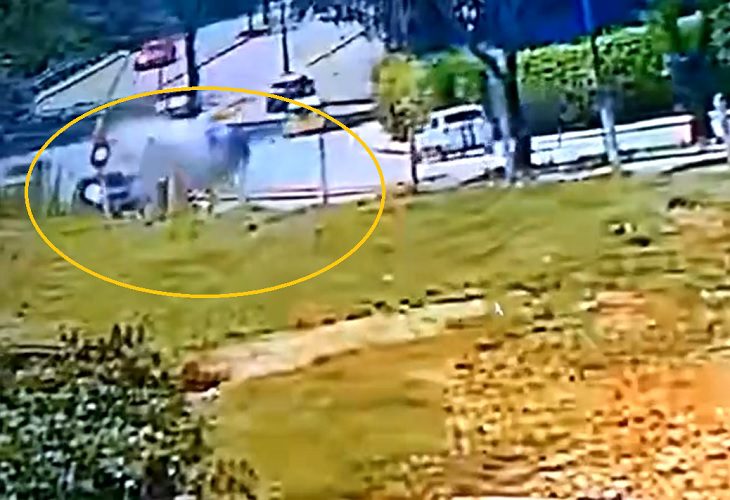 Video del choque mortal del dueño del restaurante 'El Macho Food' a bordo de un Jaguar