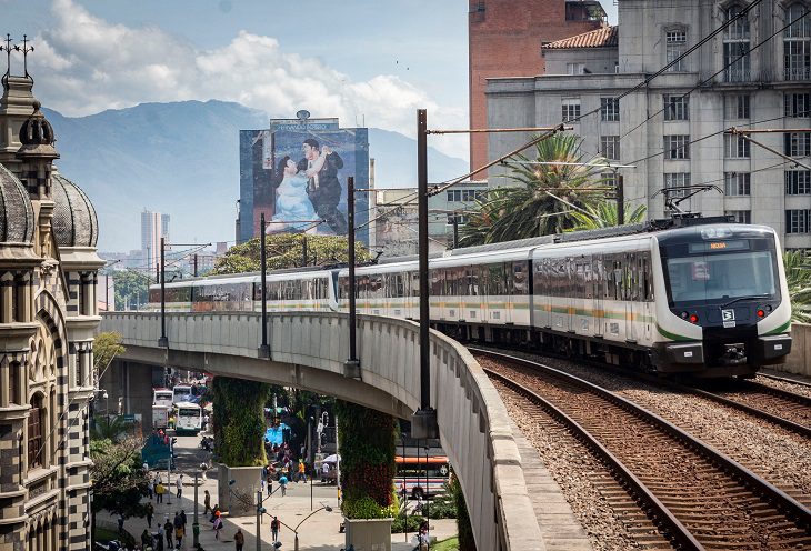 Las fuertes lluvias del finde afectaron servicio del metro de Medellín en el Sur