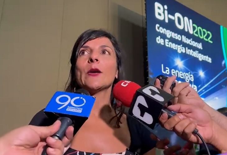 Irene Vélez- Ministra de Minas se disculpa con la prensa: " pude haberlo hecho mejor"